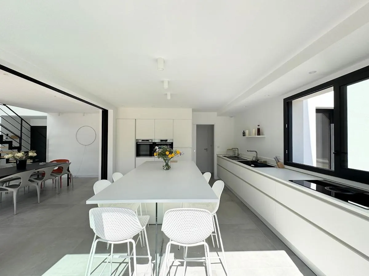 Superbe Villa Contemporaine Avec Piscine, Sainte Marine Combrit